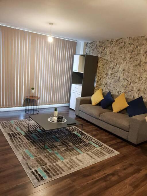 Luxury 9Ine Beautiful Bull Ring Apartment Free Parking Birmingham Exterior photo