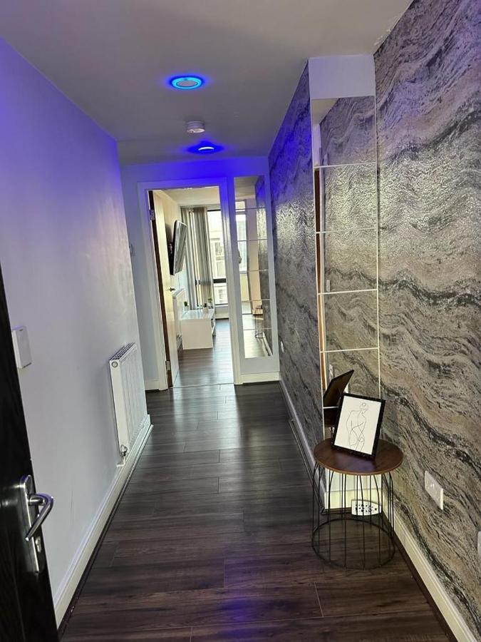 Luxury 9Ine Beautiful Bull Ring Apartment Free Parking Birmingham Exterior photo